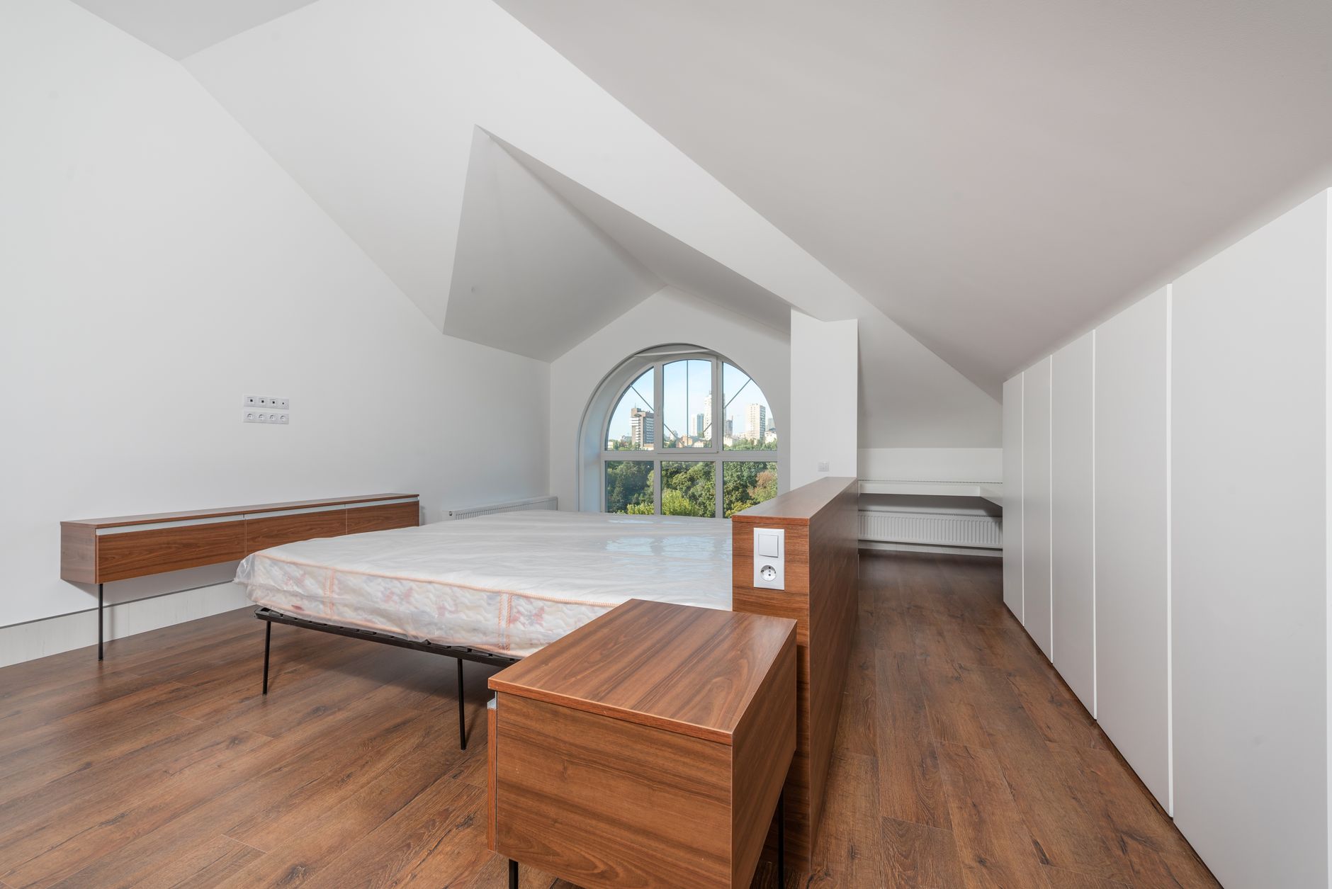Traitement punaises de lit équipe à Châtillon